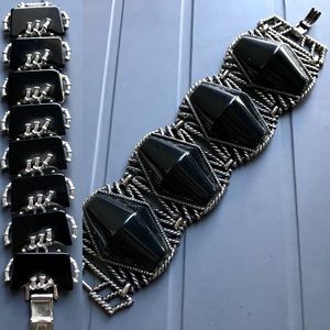 Bundle of two vintage bracelets